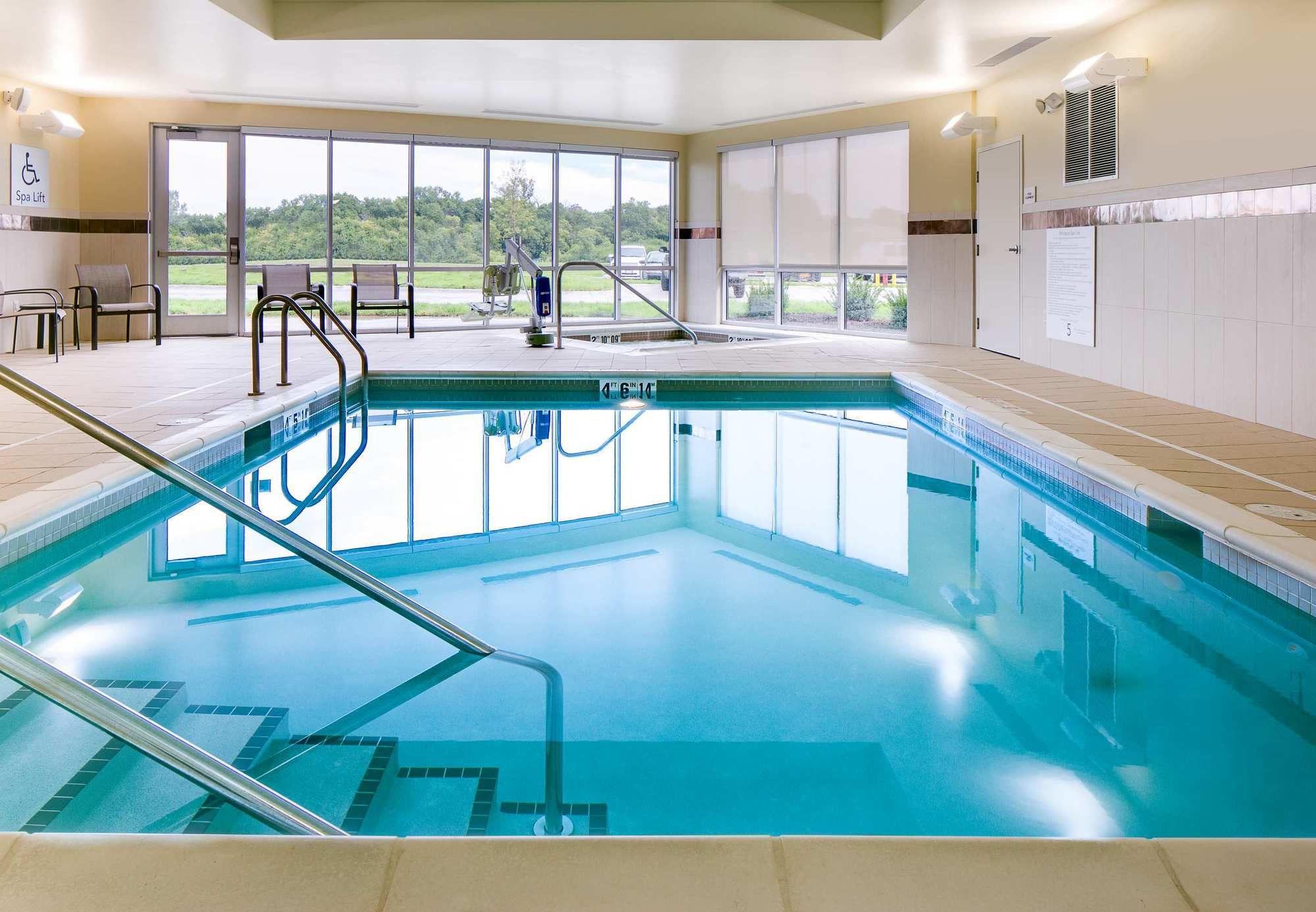 Courtyard By Marriott Omaha Bellevue At Beardmore Event Center Экстерьер фото