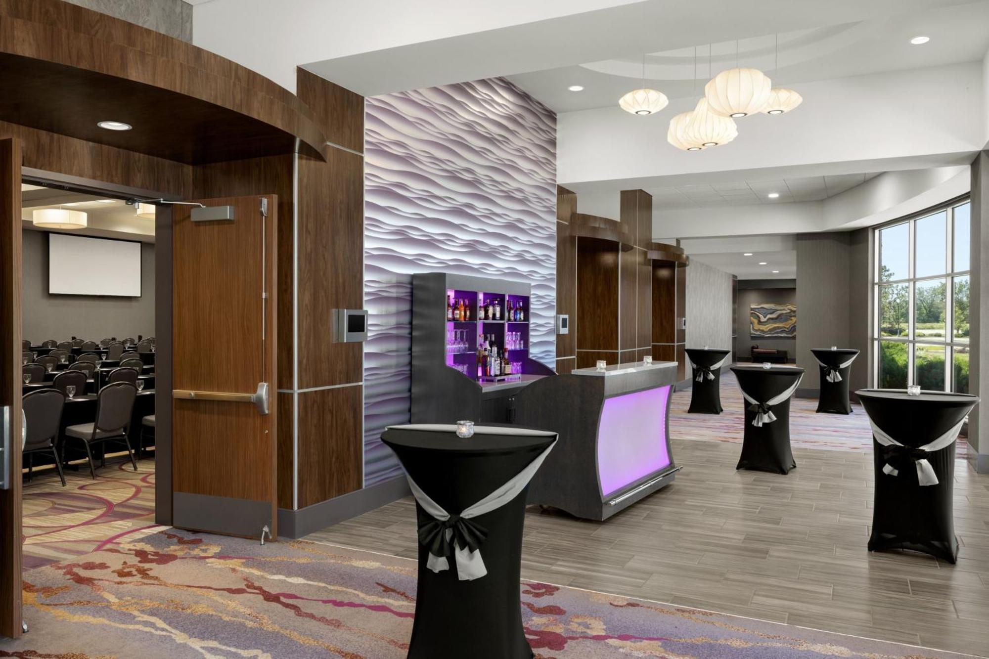 Courtyard By Marriott Omaha Bellevue At Beardmore Event Center Экстерьер фото