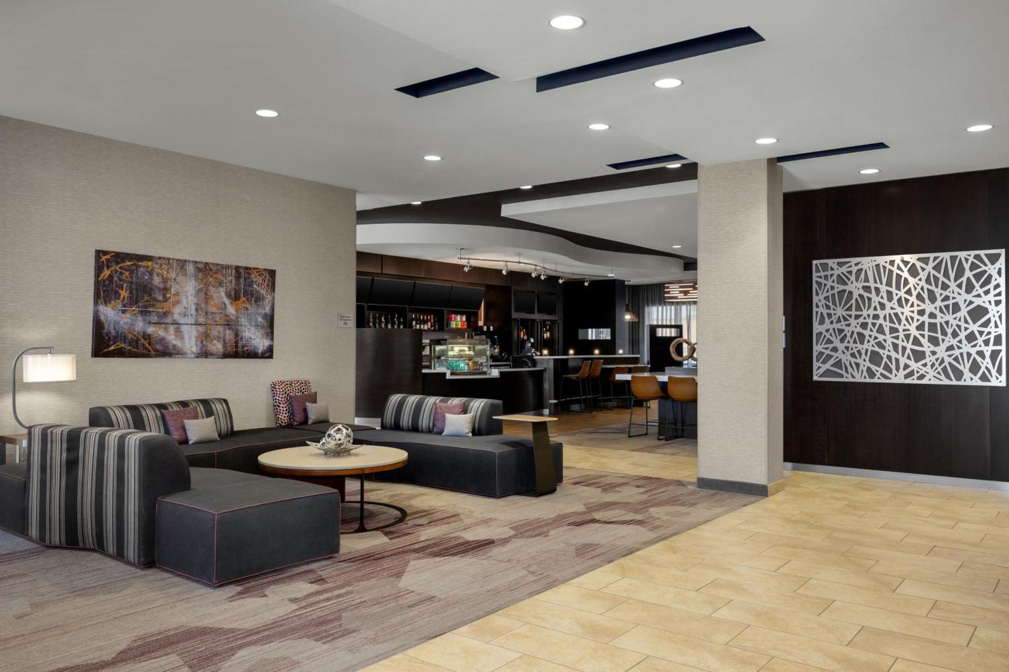 Courtyard By Marriott Omaha Bellevue At Beardmore Event Center Экстерьер фото