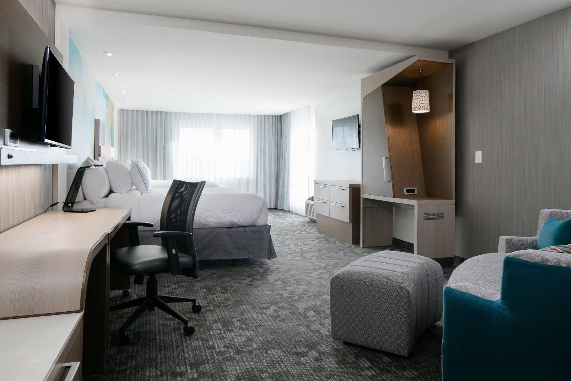Courtyard By Marriott Omaha Bellevue At Beardmore Event Center Экстерьер фото