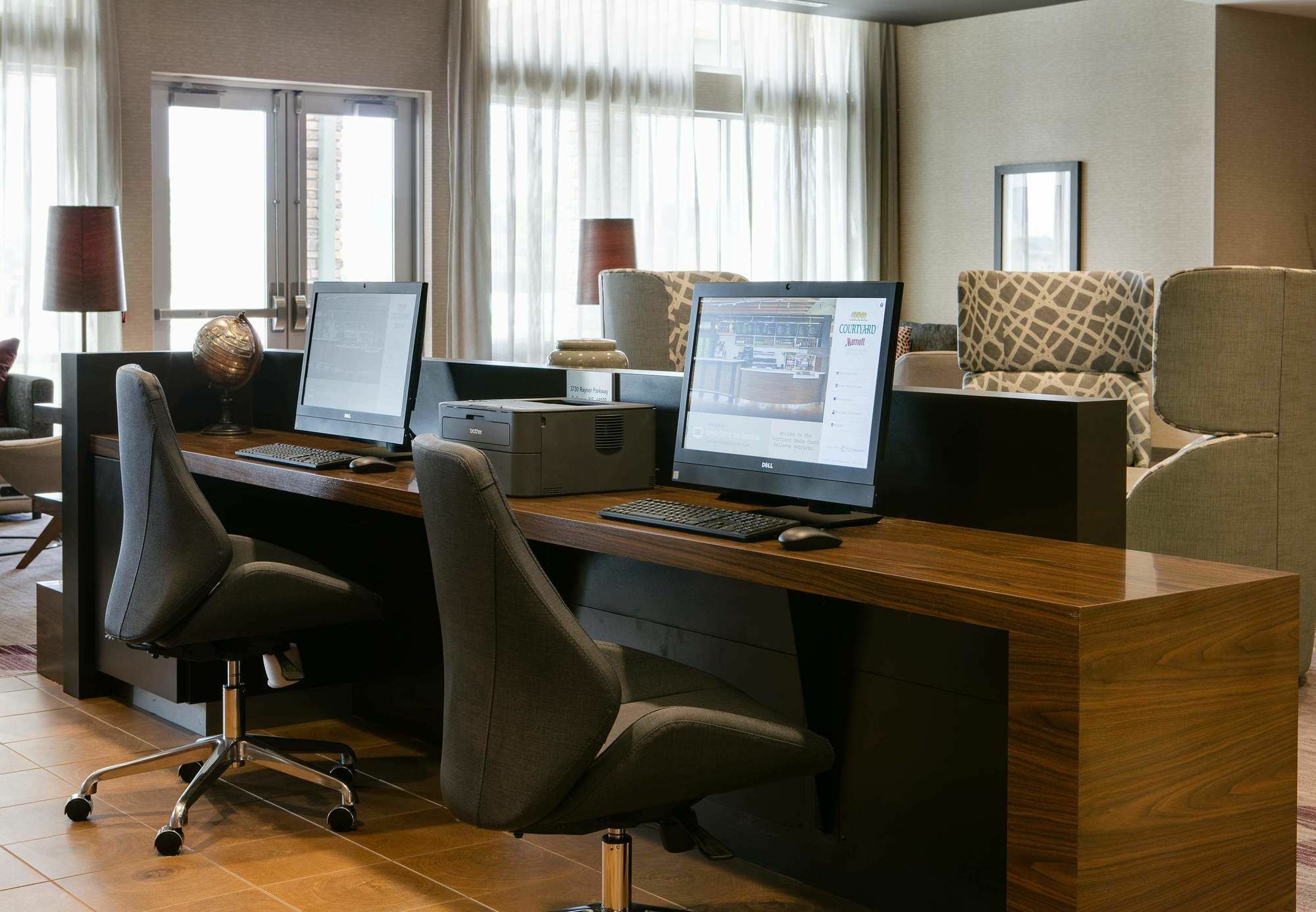 Courtyard By Marriott Omaha Bellevue At Beardmore Event Center Экстерьер фото